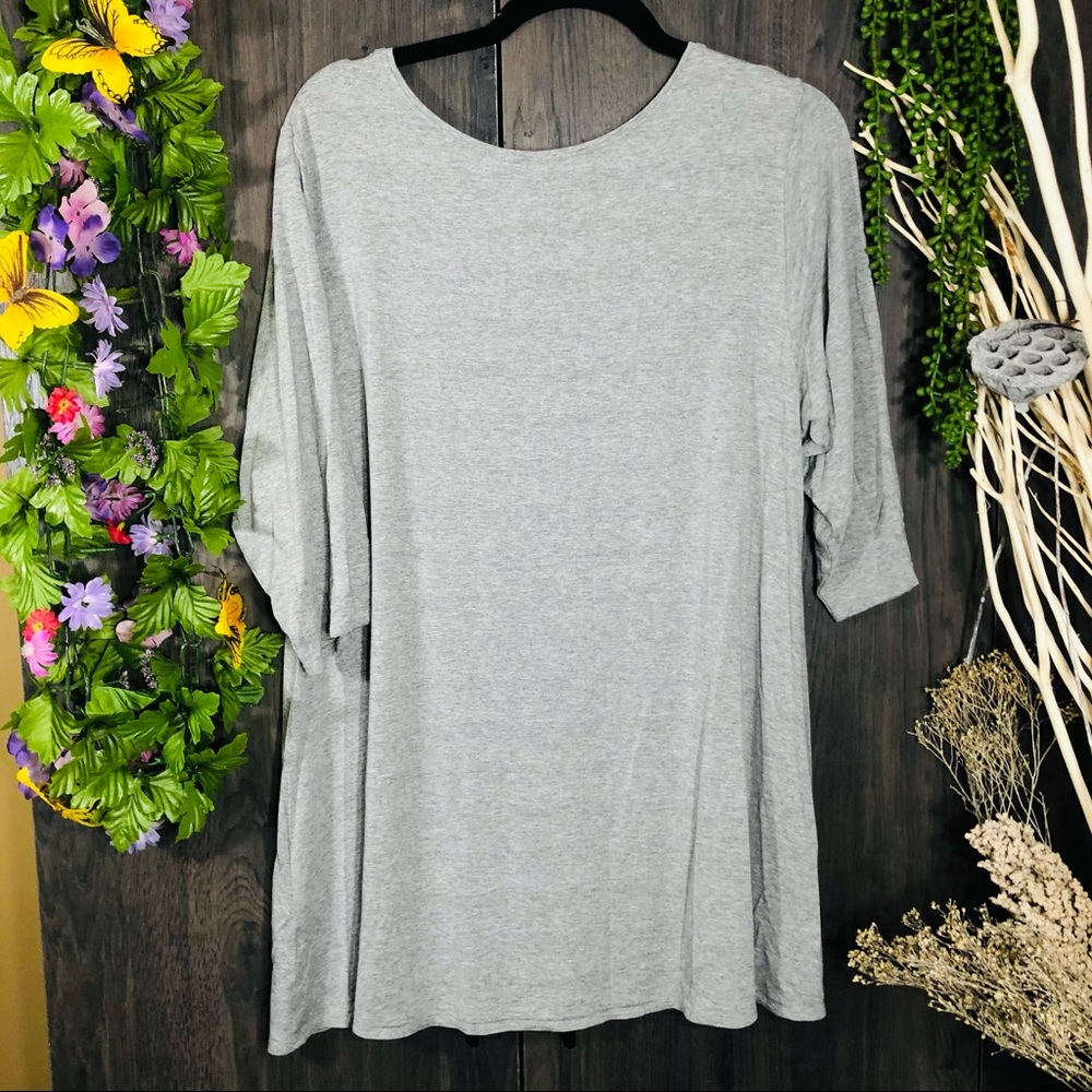 🌸5/$25🌸 NWOT Grey Quarter Sleeve Basic Flowy Top Size XL - Picture 10 of 15